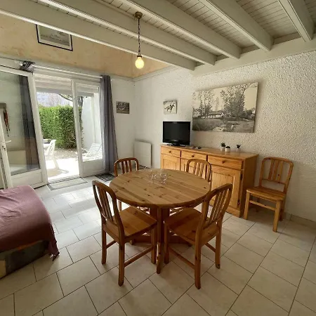 Maison 3 Pieces Avec Mezzanine, Proche Et Foret, 6 Couchages, Parking, Terrasse Amenagee - Fr-1-224c-240 *